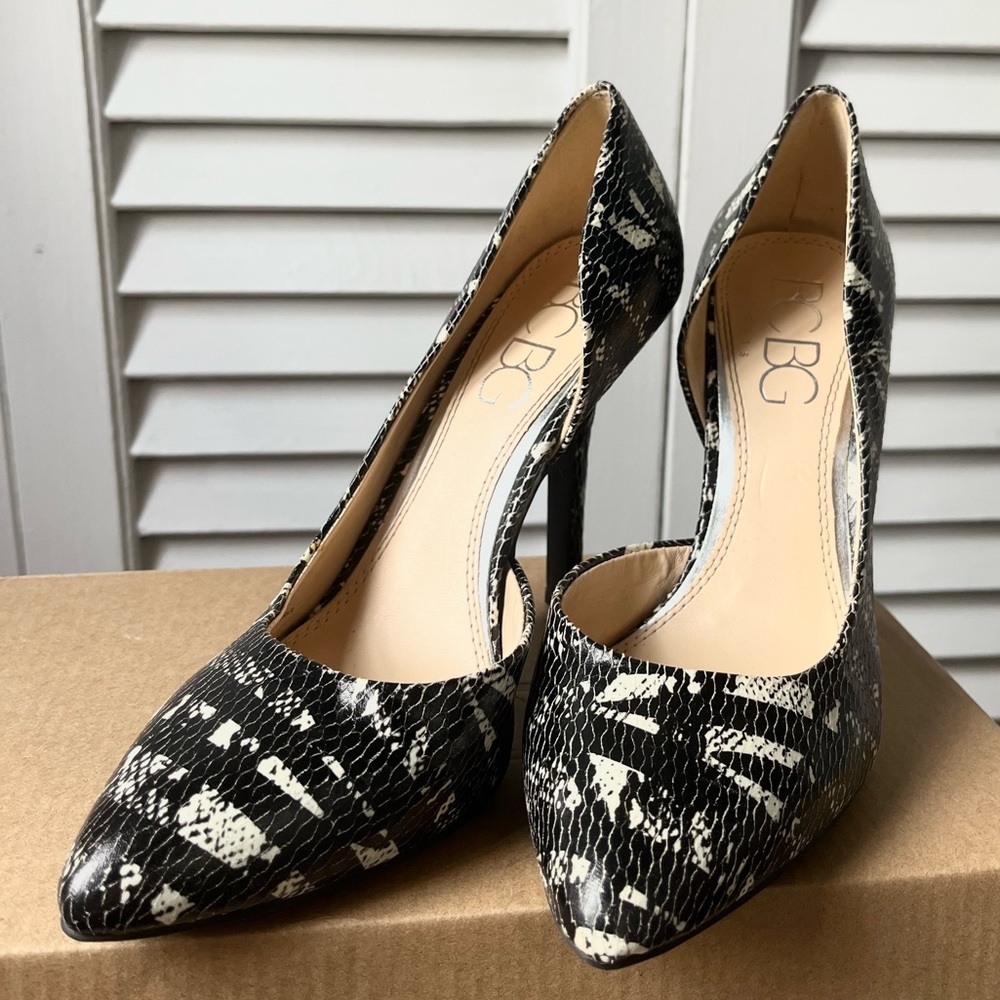 BCBG Paris D’Orsay Snakeskin Pumps